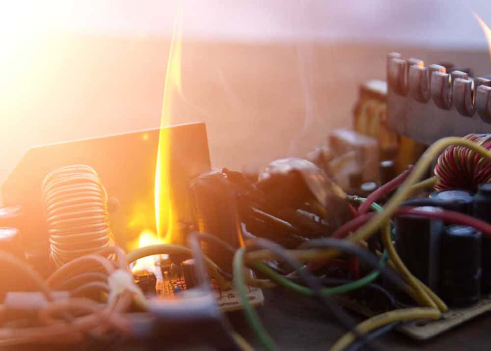 cables-on-fire cables-on-fire